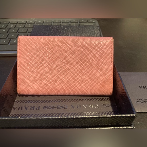 Prada Saffiano leather key wallet - Picture 4 of 12
